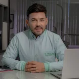 Dr. Fabrício Pessone