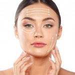 rosto de uma mulher com alguma setas sinalizando onde aplicar botox